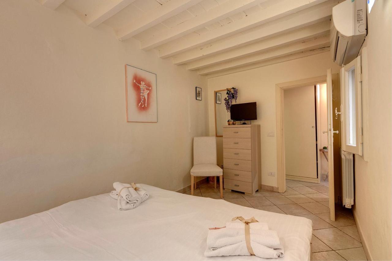 Brigitte Apartment By Mamo Florencia Exterior foto
